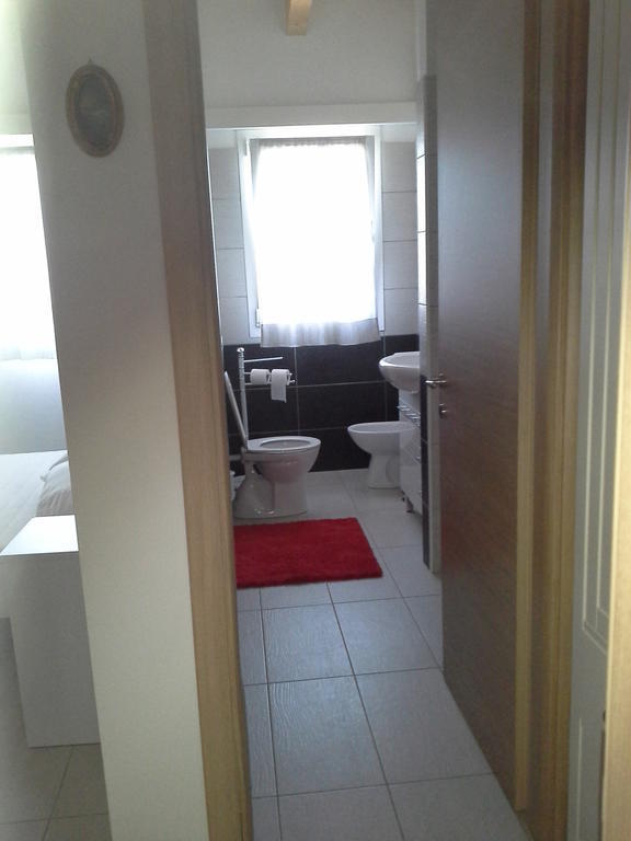 B&B S'Ena Suni Pokoj fotografie